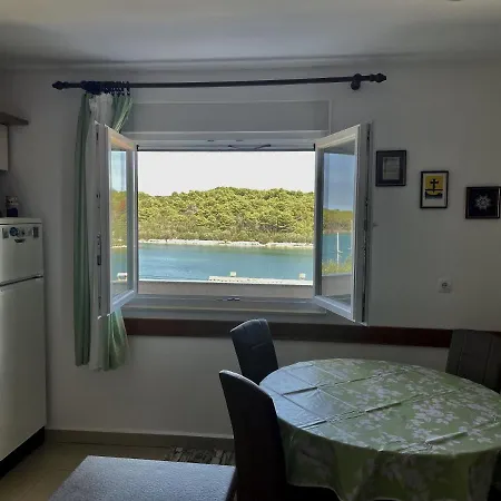 Apartments Veli Rat