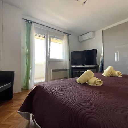Apartment Apartments Veli Rat *