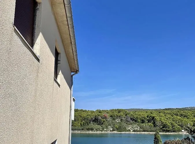 Apartments Veli Rat דירה ולי ראט