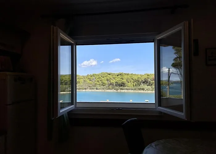 Apartments Veli Rat * Veli Rat