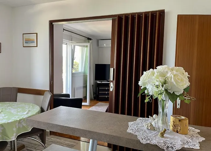 Apartments Veli Rat Διαμέρισμα *