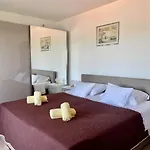 Apartments Veli Rat Apartman Veli Rat