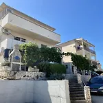 Apartman Apartments Veli Rat *