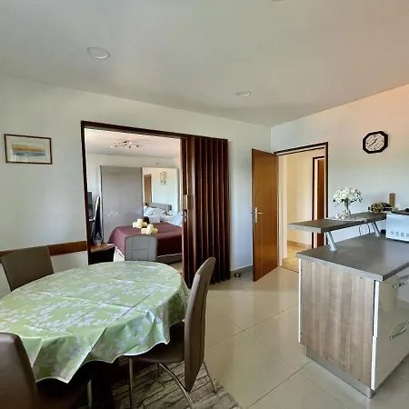 Apartments Veli Rat Apartament