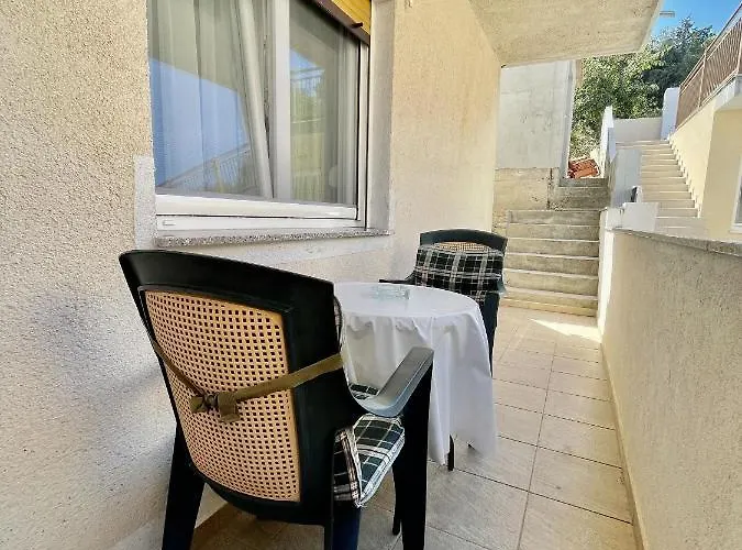 Apartments Veli Rat Апартаменты *