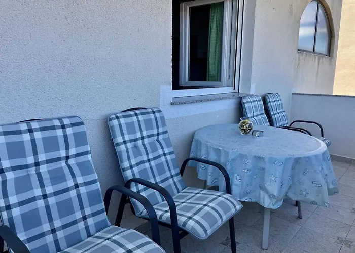 Apartments Veli Rat Апартаменты Вели-Рат